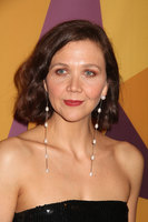 Maggie Gyllenhaal Longsleeve T-shirt #3796751