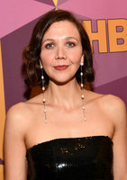 Maggie Gyllenhaal Longsleeve T-shirt #3796755