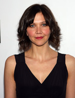 Maggie Gyllenhaal Longsleeve T-shirt #3796783