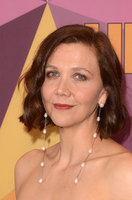 Maggie Gyllenhaal Longsleeve T-shirt #3796789