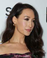 Maggie Q t-shirt #3296020