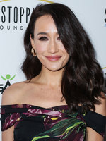 Maggie Q mug #G1538255
