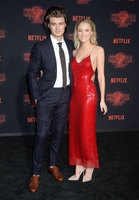 Maika Monroe mug #G1066222