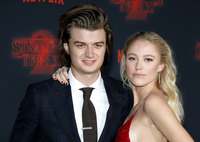 Maika Monroe Sweatshirt #2824158