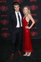 Maika Monroe tote bag #G1066279