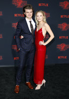 Maika Monroe mug #G1066315