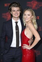 Maika Monroe mug #G1066318