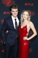 Maika Monroe Sweatshirt #2824222