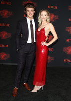 Maika Monroe tote bag #G1066325