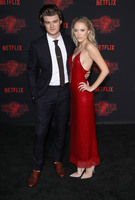 Maika Monroe longsleeve t-shirt #2824254