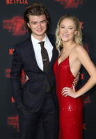 Maika Monroe Sweatshirt #2824338