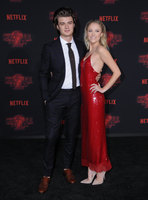 Maika Monroe tote bag #G1066450