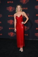 Maika Monroe Sweatshirt #2824355