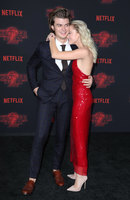 Maika Monroe mug #G1066462