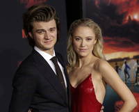 Maika Monroe tote bag #G1066473