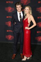 Maika Monroe Sweatshirt #2824384