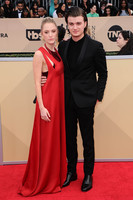 Maika Monroe mug #G1205064