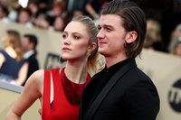 Maika Monroe Sweatshirt #2962975