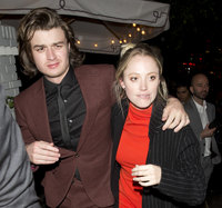 Maika Monroe longsleeve t-shirt #3134879