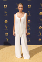 Maika Monroe Sweatshirt #3738930