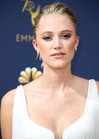 Maika Monroe longsleeve t-shirt #3738931