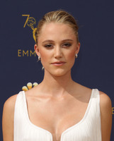 Maika Monroe longsleeve t-shirt #3738939