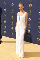 Maika Monroe mug #G2356196