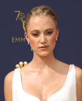 Maika Monroe Sweatshirt #3738943