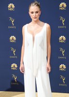 Maika Monroe mug #G2356213