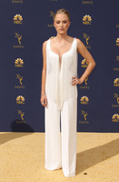 Maika Monroe tote bag #G2356218