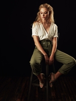 Maika Monroe longsleeve t-shirt #3873265