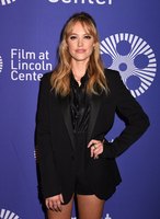 Maika Monroe t-shirt #3879097