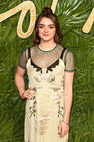Maisie Williams mug #G1185619