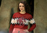 Maisie Williams longsleeve t-shirt #2999889