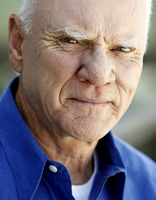 Malcolm McDowell Longsleeve T-shirt #2338060