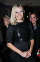 Malin Akerman t-shirt #1521857