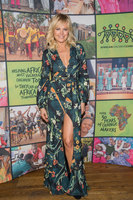 Malin Akerman Sweatshirt #3087581