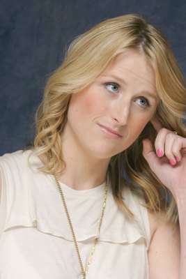 Mamie Gummer Mouse Pad 2281589