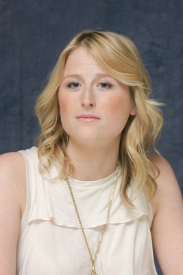 Mamie Gummer Mouse Pad 2281592