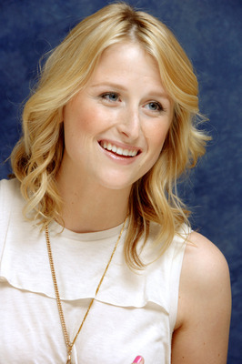 Mamie Gummer posters