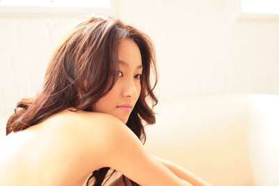 Manami Ute posters