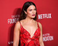 Mandy   Moore Sweatshirt #2846479