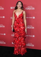 Mandy   Moore longsleeve t-shirt #2846494