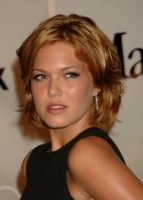 Mandy Moore Sweatshirt #1360815