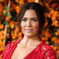 Mandy Moore tote bag #G2357118