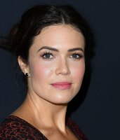 Mandy Moore tote bag #G2408717