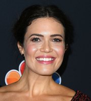Mandy Moore tote bag #G2408992