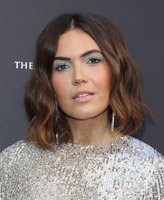 Mandy Moore Longsleeve T-shirt #3859279