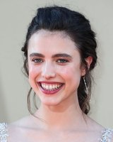 Margaret Qualley Longsleeve T-shirt #3881653