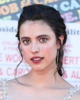 Margaret Qualley Sweatshirt #3881715